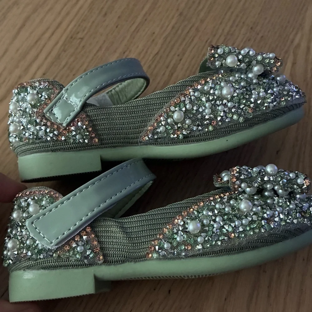 Meng Ke Xuan Elegant Kids' Sparkling Pearl Rhinestone Shiny Kids Princess Shoes
